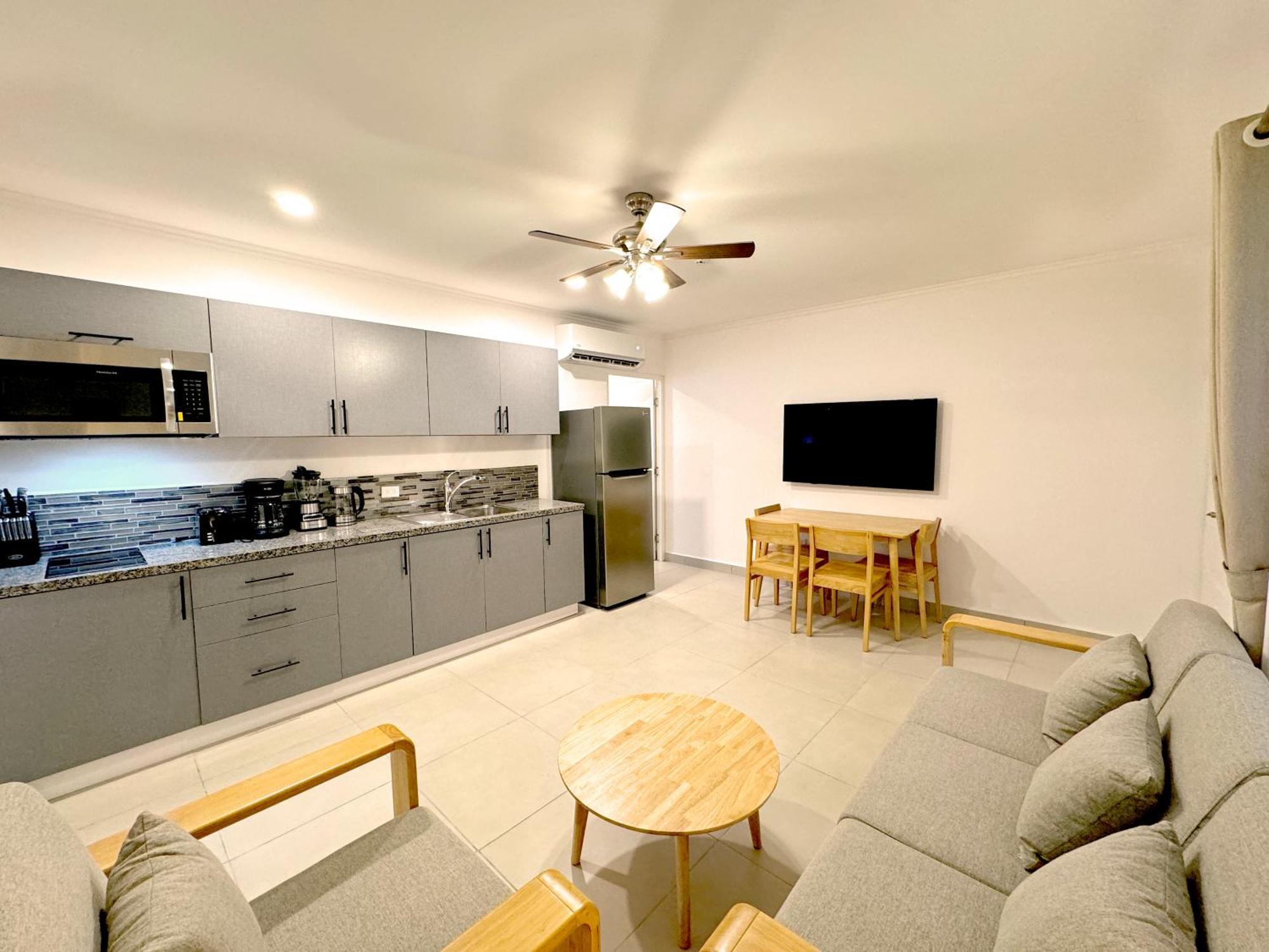 אורנג'סטאד Bon Bini Suites מראה חיצוני תמונה